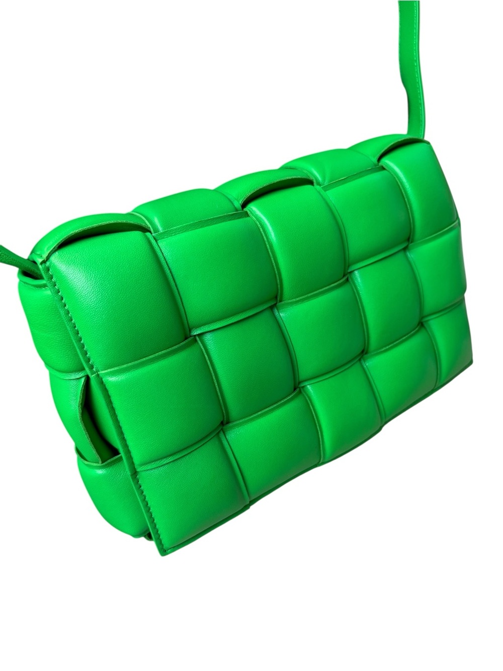 Bottega Veneta Parakeet Green Padded Cassette Shoulder Bag with Gold Chain - Picture 2 of 12